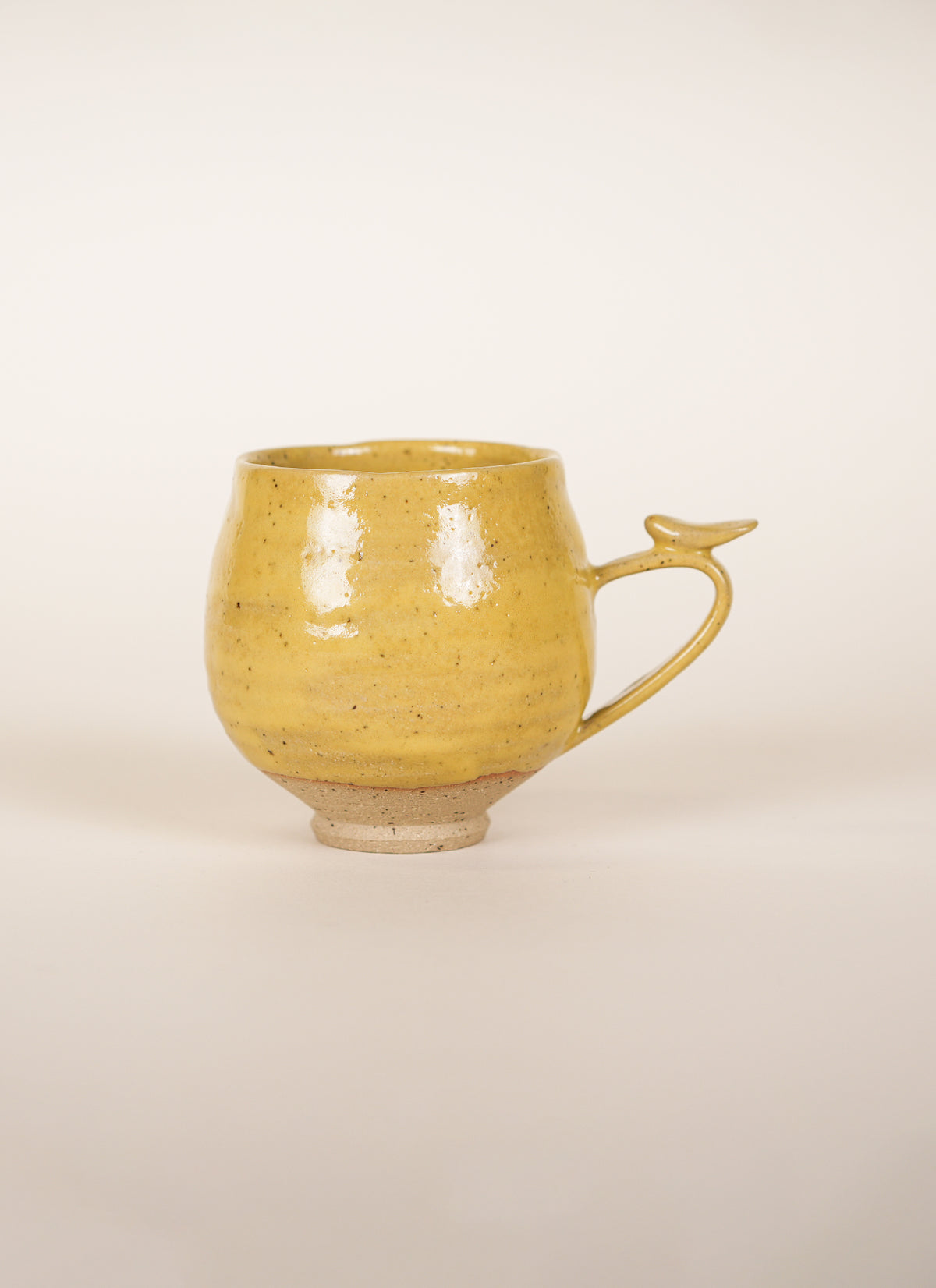 Jino Jeong Bird Handle Mug Assorted