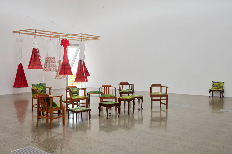 Christine Hellyar: Looking, Seeing, Thinking