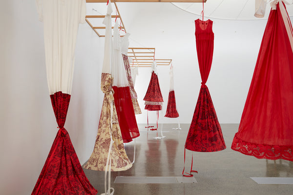 Christine Hellyar: Looking, Seeing, Thinking exhibition photo