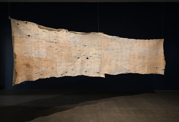 Nikau Hindin and Naminapu Maymuru-White | COSMOLOGIES exhibition photo