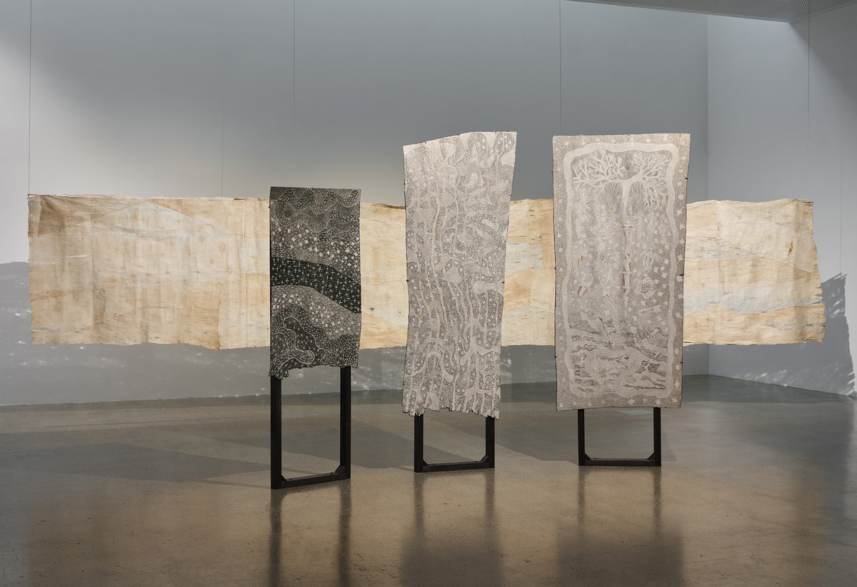 Nikau Hindin and Naminapu Maymuru-White | COSMOLOGIES exhibition photo