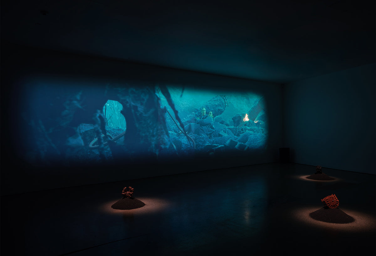 Group Show | The Crackling of the Sun exhibition photo