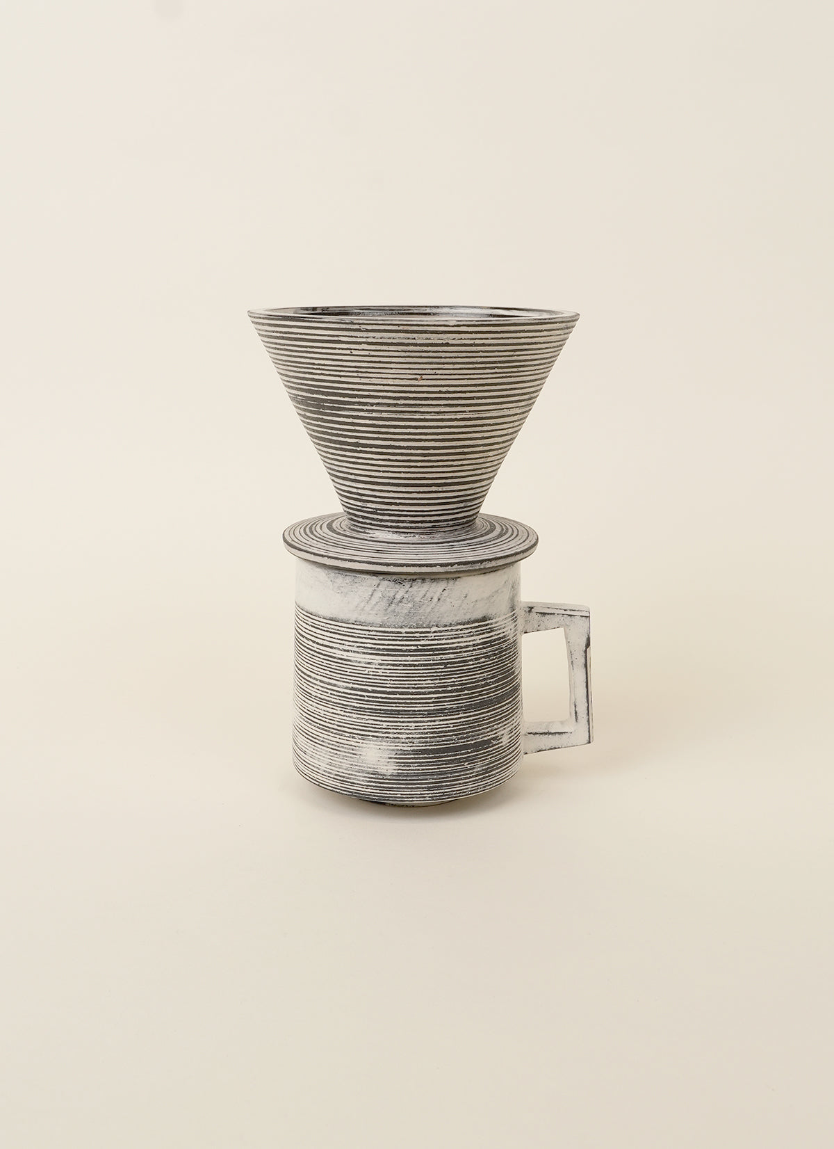 Jino Jeong Trace Coffee Dripper Set