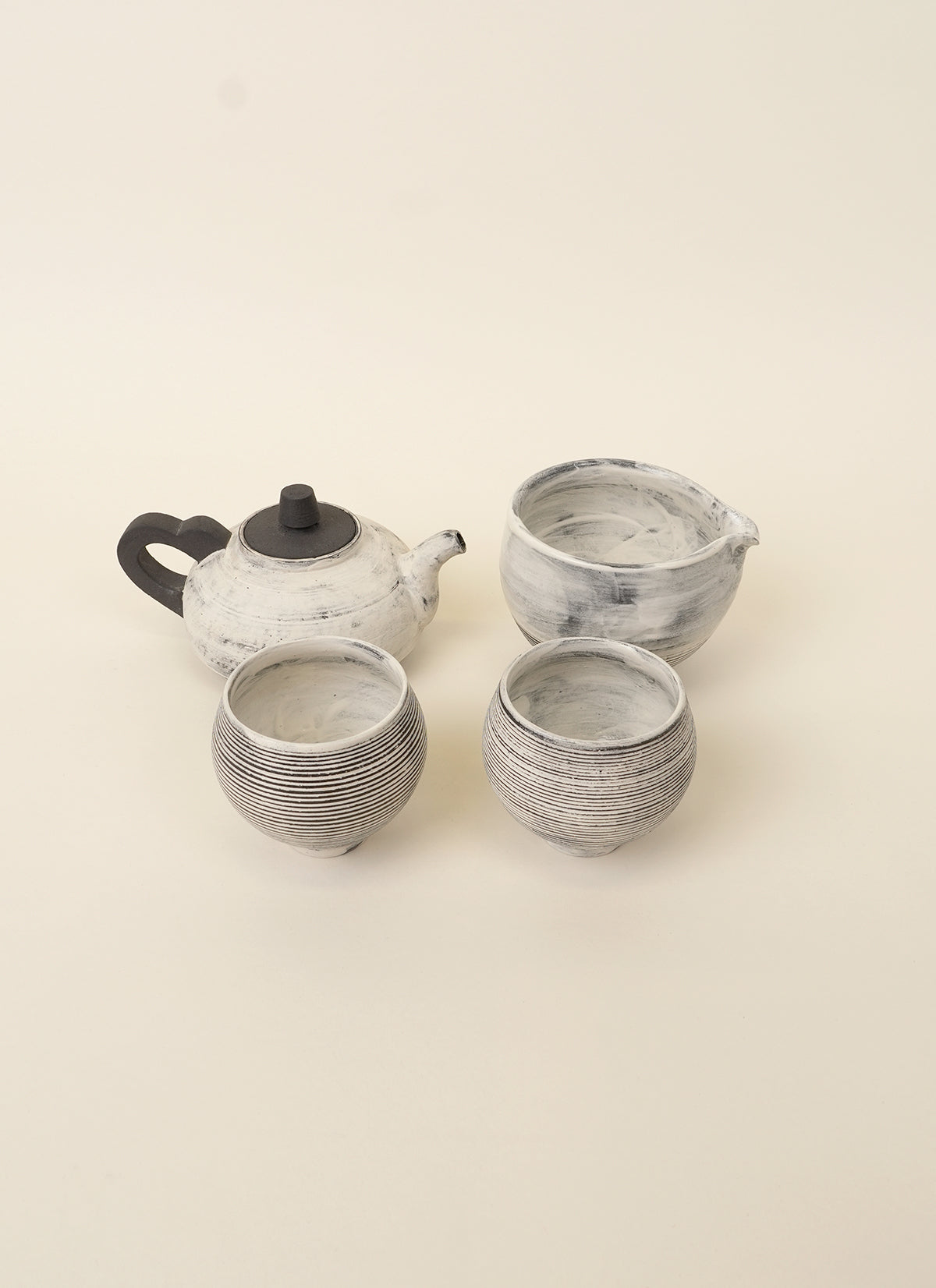 Jino Jeong Traces Teapot Set