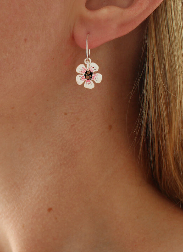 Lilygriffin Manuka Flower Earrings
