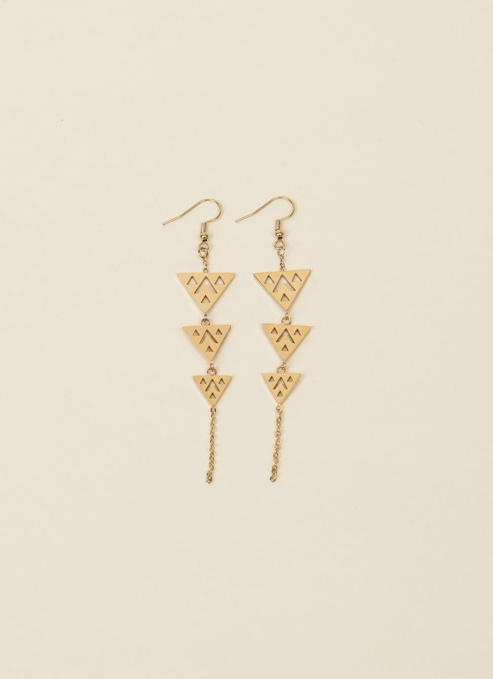 Māori by Design Gold Triangle Trio Drop