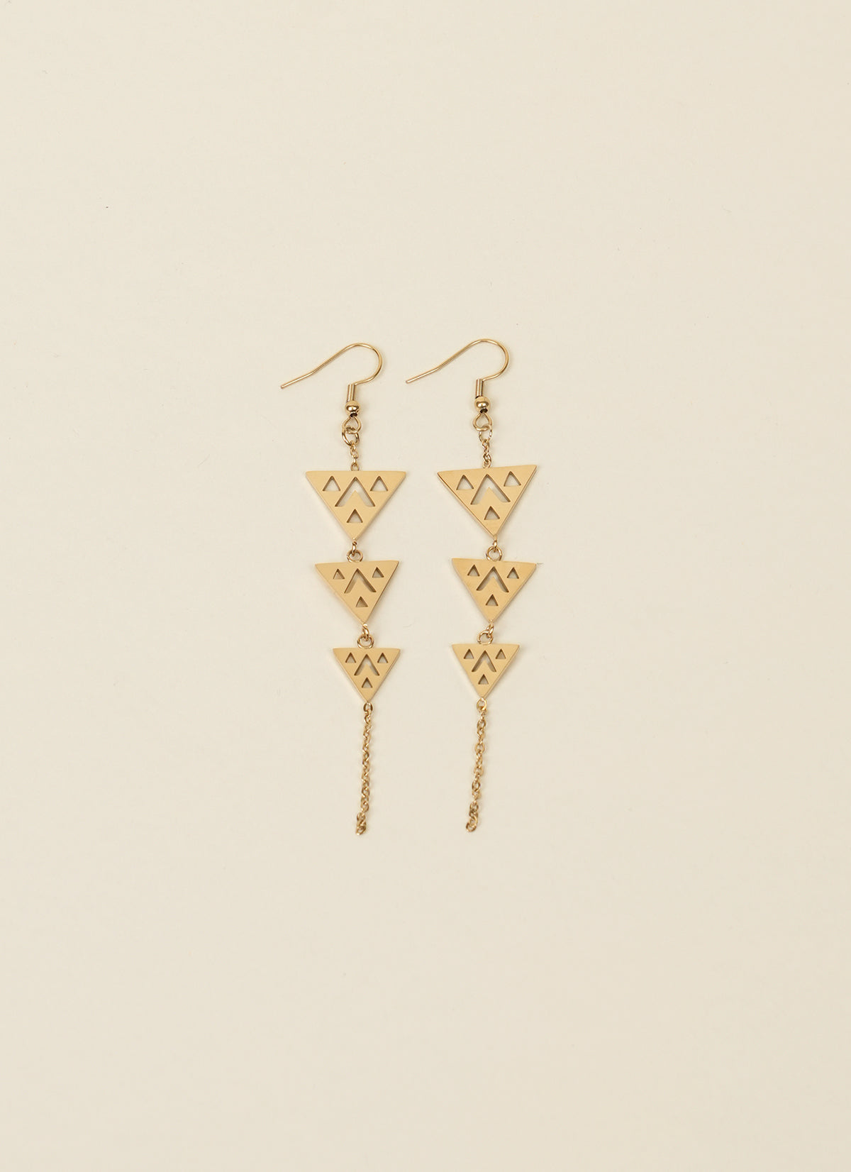 Māori by Design Gold Triangle Trio Drop